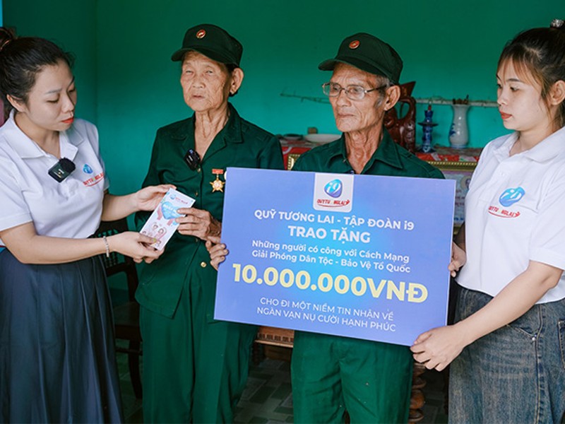 Hình ảnh hỗ trợ khách hàng của HB88