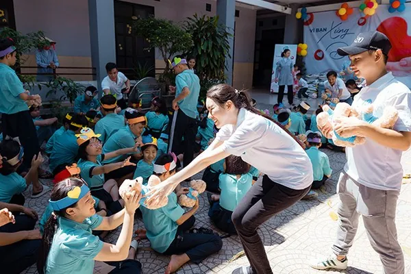 Quà tặng bí mật và phần thưởng bất ngờ