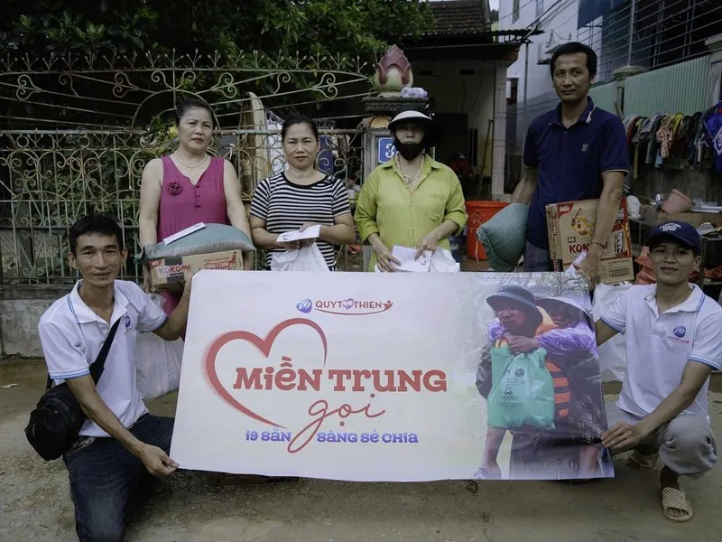 Hình ảnh thể hiện các lợi ích khi chọn nền tảng của chúng tôi, với biểu tượng ưu đãi độc quyền và sự hỗ trợ tận tâm.